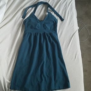 Athleta midi dress with built in bra and pockets